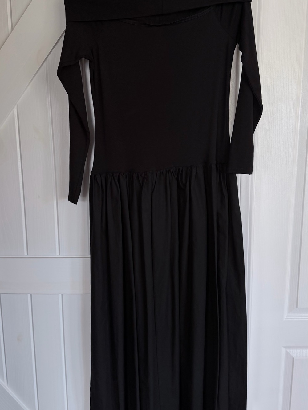 Zara Black Long-Sleeve Maxi Dress with Gathered Skirt